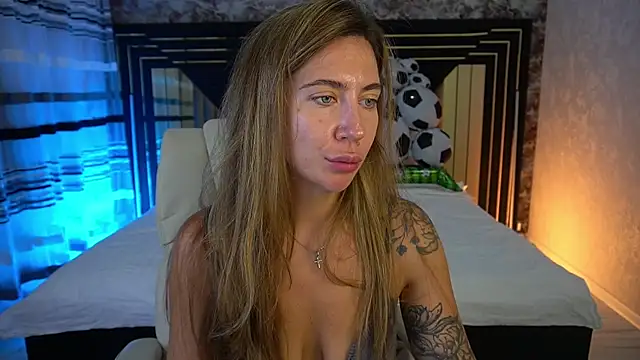 KateShanny online show from July 6, 2026, 5:48 am