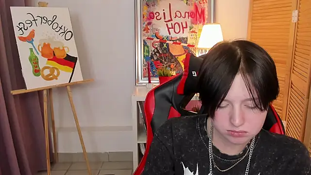 ayakskalermonss online show from September 26, 2025, 1:59 pm