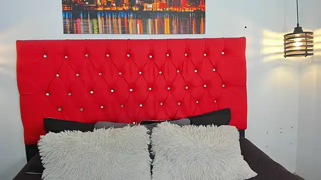 Snapshot of carolinacrus01 chatting on February 21, 2026, 7:15 pm carolinacrus01 online show from February 21, 2026, 7:15 pm