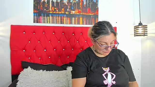 Snapshot of carolinacrus01 chatting on February 26, 2026, 6:18 pm carolinacrus01 online show from February 26, 2026, 6:18 pm