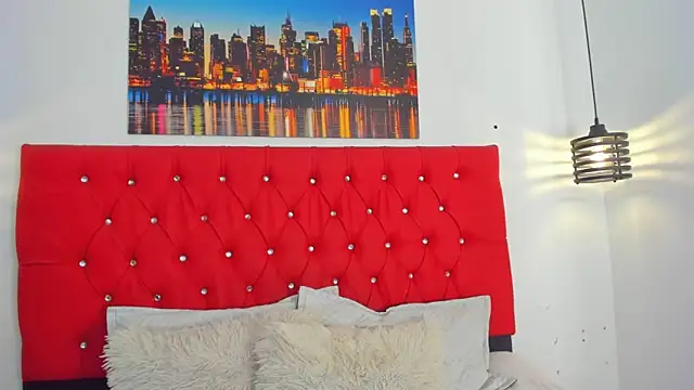 Snapshot of carolinacrus01 chatting on February 28, 2026, 6:09 pm carolinacrus01 online show from February 28, 2026, 6:09 pm