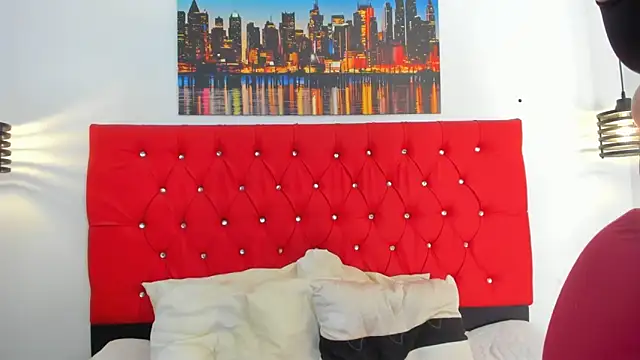 Snapshot of carolinacrus01 chatting on March 4, 2026, 3:40 pm carolinacrus01 online show from March 4, 2026, 3:40 pm