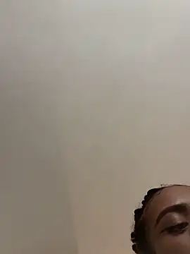 Snapshot of iamkatty_ chatting on October 22, 2025, 7:13 pm iamkatty online show from October 22, 2025, 7:13 pm