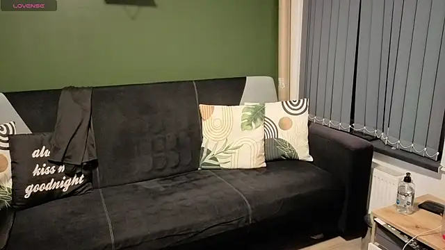 Eveline Beauty Kitty online show from November 12, 2025, 5:46 pm