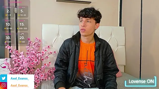 Axel  Evans online show from October 14, 2025, 12:28 pm