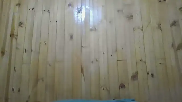 Roselingalvis13 online show from October 16, 2025, 4:02 am