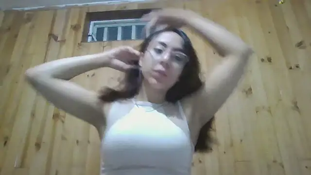 Roselingalvis13 online show from November 15, 2025, 2:42 am