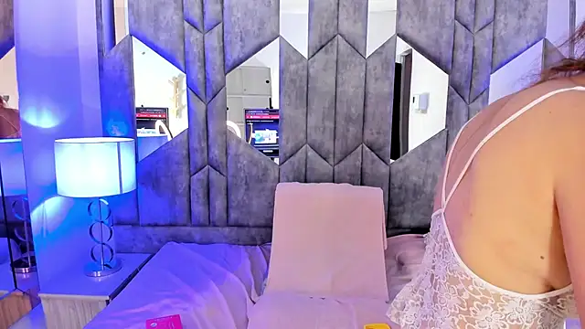 BestLadyMature online show from November 7, 2025, 7:36 pm