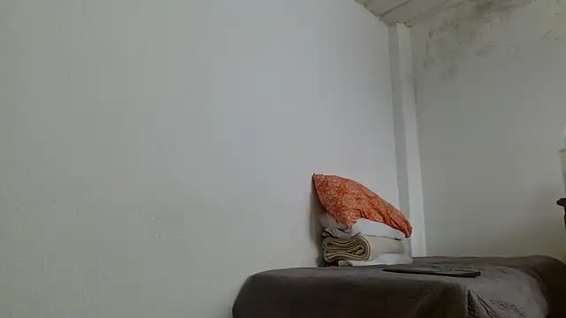 isabel 24 gil online show from October 21, 2025, 4:41 pm