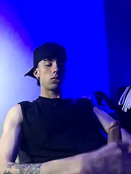 Snapshot of redmen69 chatting on September 20, 2025, 4:46 am redmen69 online show from September 20, 2025, 4:46 am