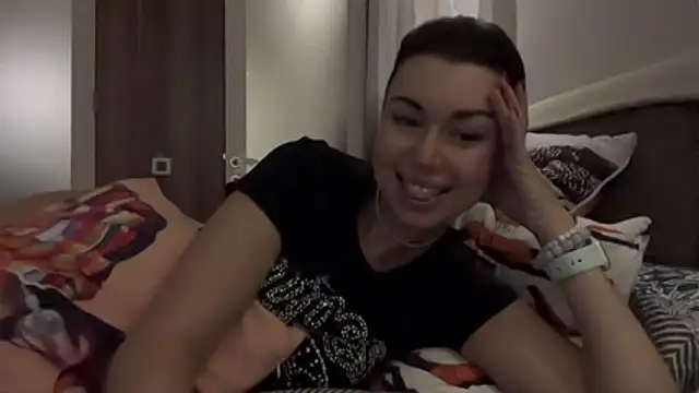 Gilin1 online show from October 20, 2025, 8:20 pm