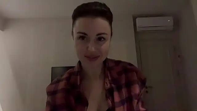 Gilin1 online show from November 1, 2025, 7:05 pm