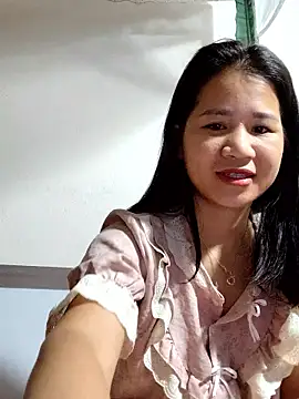 Maria2299 online show from November 13, 2025, 6:40 pm