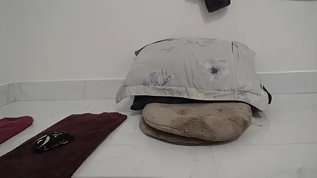 Grass 99 online show from April 7, 2026, 8:15 am