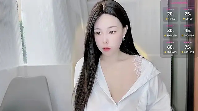 Snapshot of Bella_Ava chatting on November 20, 2025, 7:30 am Bella Ava online show from November 20, 2025, 7:30 am