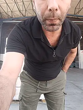Snapshot of Yaman_33 chatting on June 18, 2026, 9:36 am Yaman 33 online show from June 18, 2026, 9:36 am