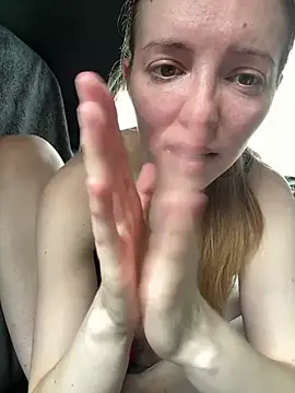 FayeFlame online show from June 3, 2026, 1:03 pm