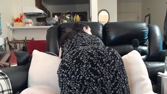 Snapshot of Juicy_Julie469 chatting on April 23, 2026, 1:35 pm Juicy Julie469 online show from April 23, 2026, 1:35 pm