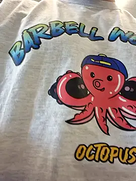 111owo111 online show from October 26, 2025, 5:35 am