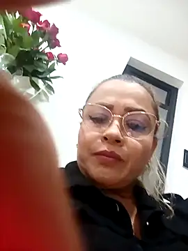 Asuna yuuky online show from October 30, 2025, 1:34 pm