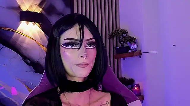 Snapshot of chloe_jacksonn chatting on July 24, 2026, 9:35 pm chloe jacksonn online show from July 24, 2026, 9:35 pm