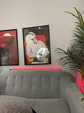 AikoYamada online show from November 17, 2025, 5:46 am