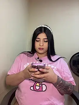 Vliacoooper2 online show from April 20, 2026, 10:07 am