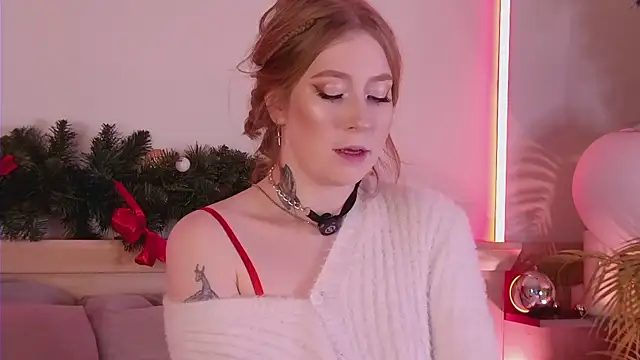 MiaEuphoria  online show from January 12, 2026, 4:18 am