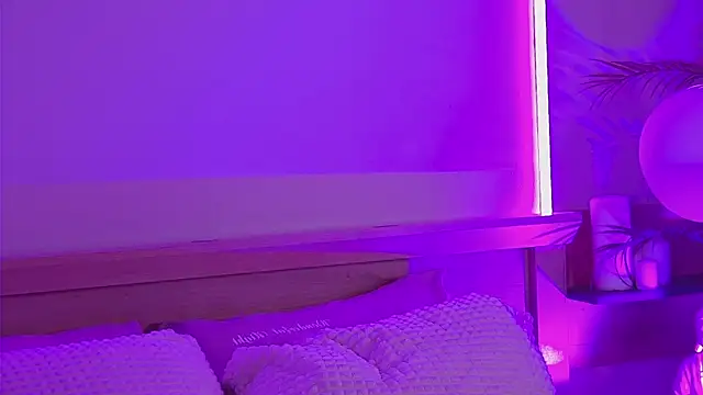 Snapshot of MiaEuphoria_ chatting on February 12, 2026, 3:56 am MiaEuphoria online show from February 12, 2026, 3:56 am