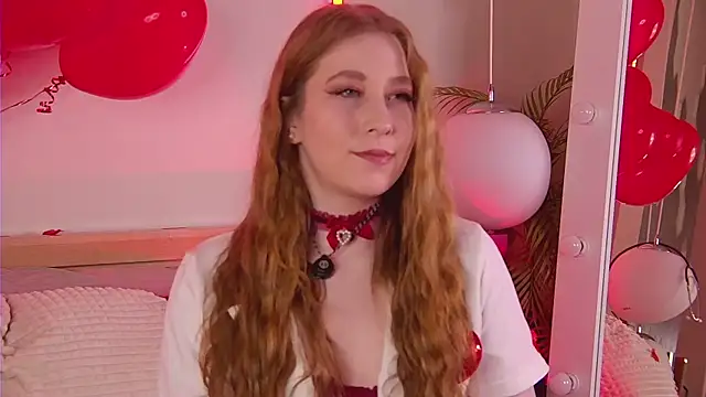 Snapshot of MiaEuphoria_ chatting on February 15, 2026, 4:09 am MiaEuphoria online show from February 15, 2026, 4:09 am