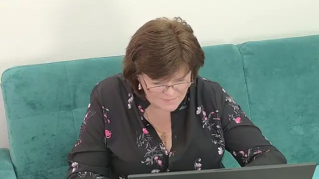 Sandra Sunrise online show from October 21, 2025, 11:22 am