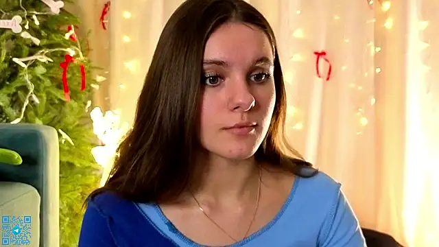 chloemilka online show from December 20, 2025, 7:10 pm