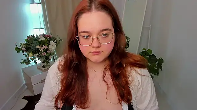 Neko Moor online show from September 10, 2025, 9:26 pm