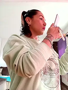 Omexochitl online show from November 7, 2025, 9:59 pm