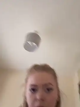 Snapshot of KaylaTrudi chatting on December 19, 2025, 3:19 pm KaylaTrudi online show from December 19, 2025, 3:19 pm