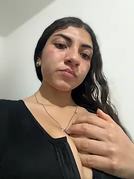 Snapshot of arieel__722 chatting on September 12, 2025, 2:33 am arieel 722 online show from September 12, 2025, 2:33 am