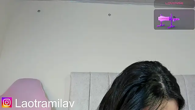 juliettaa 1 online show from April 25, 2026, 12:02 am