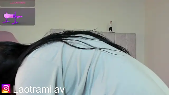 juliettaa 1 online show from May 17, 2026, 1:03 am