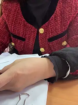 PhuongNhi21 online show from November 29, 2025, 3:09 am