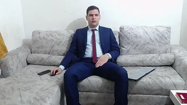 Victor Maitland online show from December 3, 2025, 3:47 am