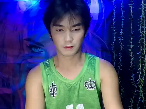Snapshot of miss_lolalops chatting on December 19, 2025, 3:30 pm miss lolalops online show from December 19, 2025, 3:30 pm