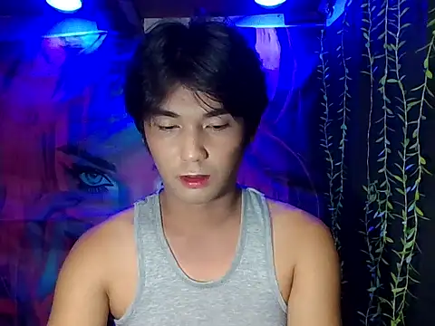 Snapshot of miss_lolalops chatting on January 7, 2026, 5:37 pm miss lolalops online show from January 7, 2026, 5:37 pm