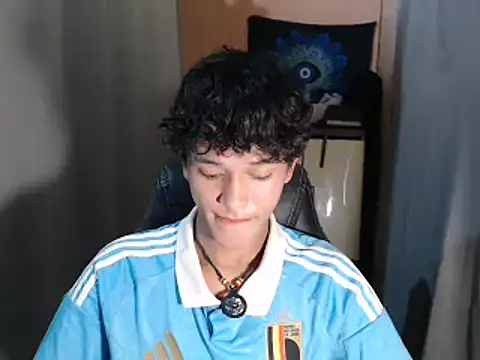 Snapshot of kenbigcockxx chatting on October 3, 2025, 3:25 am kenbigcockxx online show from October 3, 2025, 3:25 am