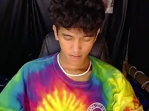 kenbigcockxx online show from April 5, 2026, 12:57 pm