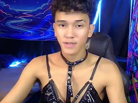 Snapshot of kenbigcockxx chatting on July 18, 2026, 6:39 am kenbigcockxx online show from July 18, 2026, 6:39 am