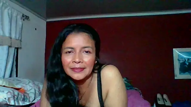 DianaOchoa  online show from October 8, 2025, 3:26 am
