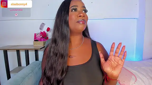 Keily-w online show from February 9, 2026, 5:44 am