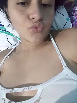 candy  fox  online show from February 25, 2026, 12:04 pm