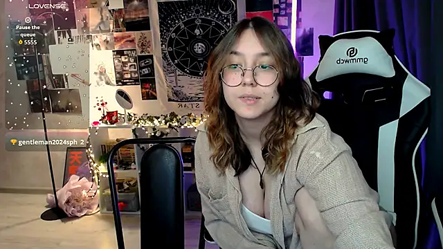 Snapshot of ameliameadd chatting on September 21, 2025, 8:05 am ameliameadd online show from September 21, 2025, 8:05 am