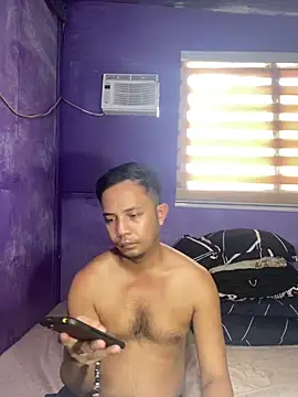 hotcumboi69 online show from February 18, 2026, 7:15 am